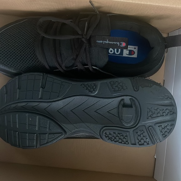 Men’s Champion Sneakers, Size 9, black in color - Picture 2 of 3